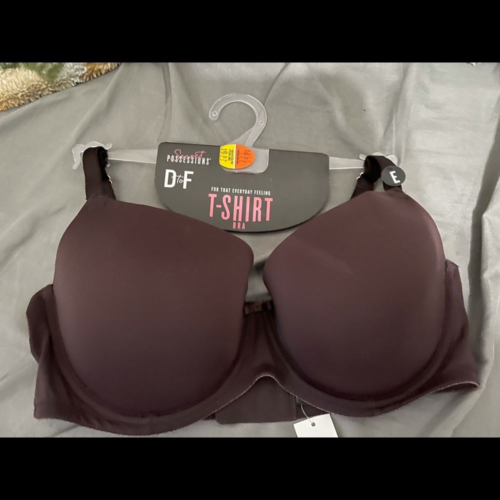 COPY - Primark t-shirt 36E bra